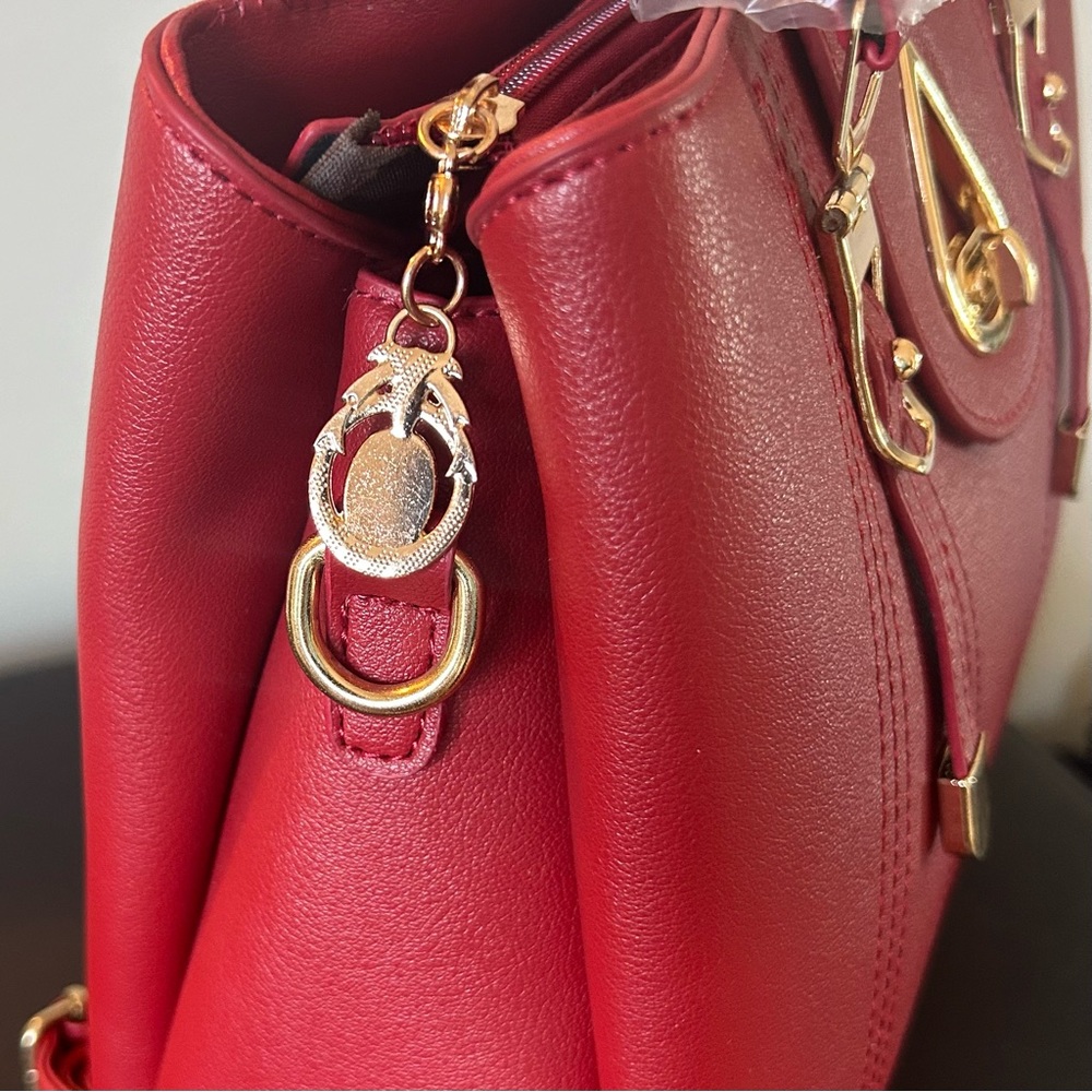New Handbag With Crossbody Option-Vegan Leather. Available in Red or Black! - Picture 7 of 9